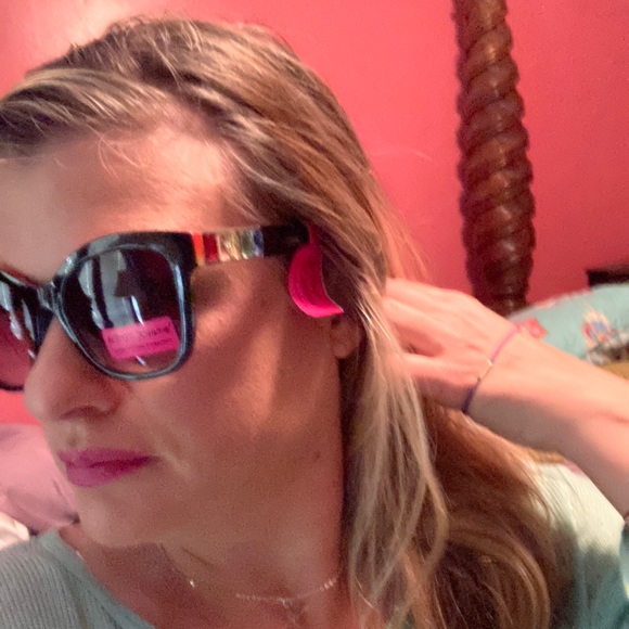 Betsey Johnson multicolored sunglasses - Picture 4 of 16